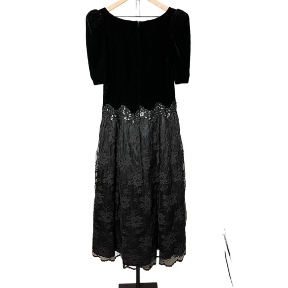 Scott‎ McClintock Vintage Velvet and Lace Maxi Dress Black 12 - Picture 2 of 6